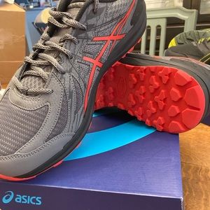 ASICS size 12.5 Extra Wide